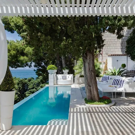 Mey's Place On The וילה