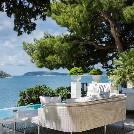 Mey's Place On The Villa Ragusa